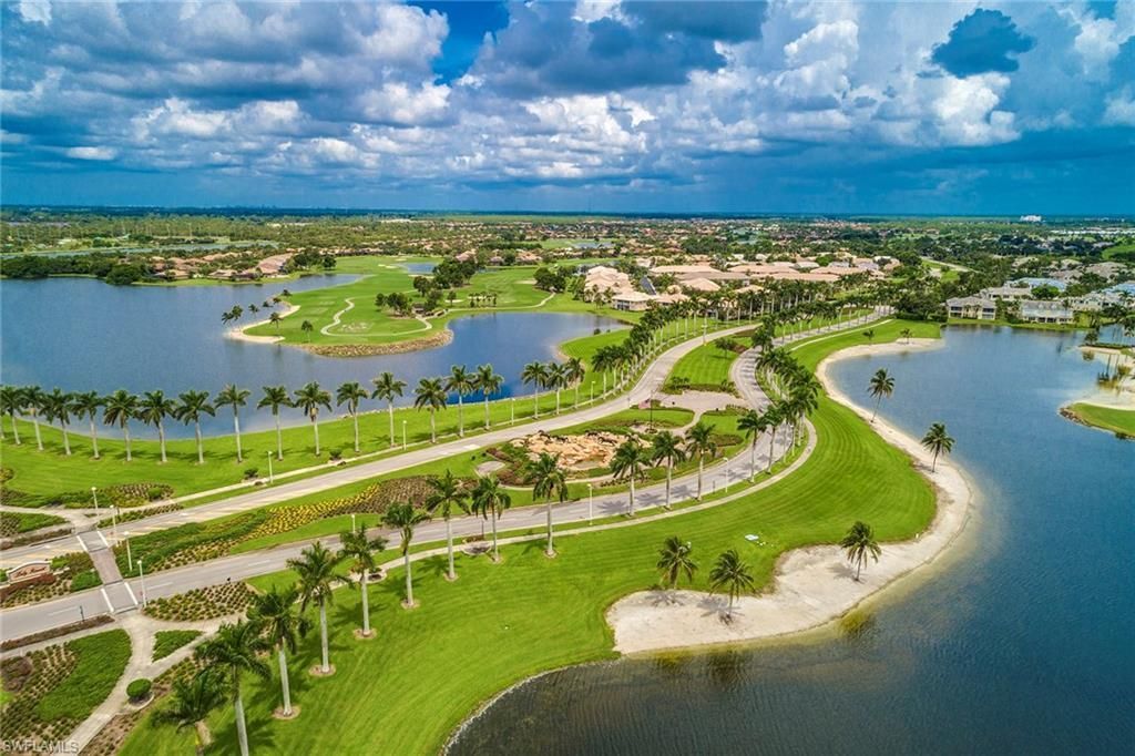 8902 Shenendoah Cir, Naples, FL 34113 Photo