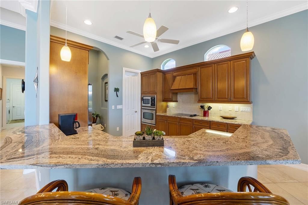 8902 Shenendoah Cir, Naples, FL 34113 Photo