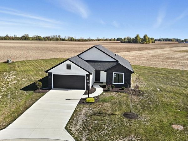 451 Cottonwood Court, Markle, IN 46770