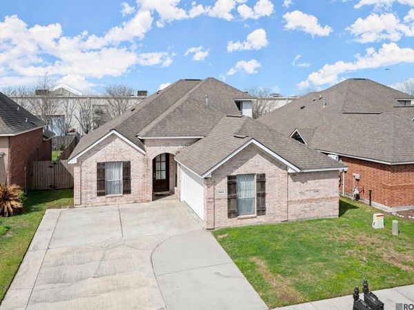 1924 Wildlife Dr, Baton Rouge, LA 70816