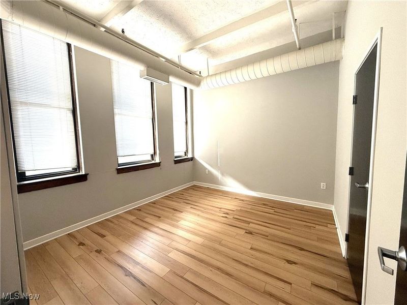 1133 W 9th Street, Unit 202, Cleveland, OH 44113 Photo 5