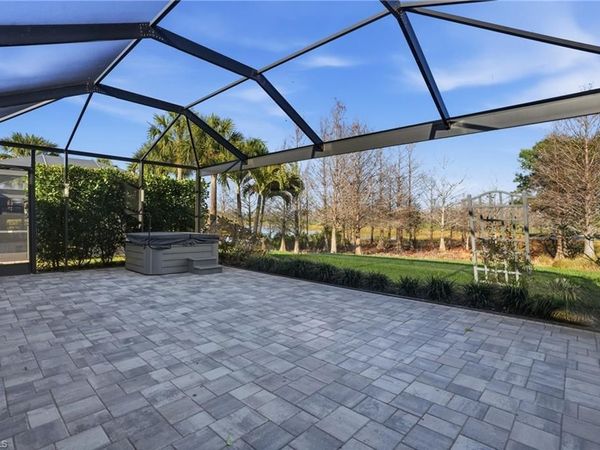 10055 Oakhurst WAY, FORT MYERS, FL 33913