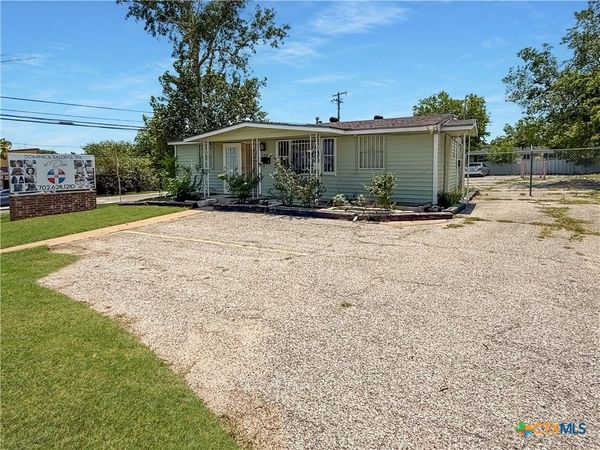 104 W Hallmark Avenue , Killeen, TX 76541