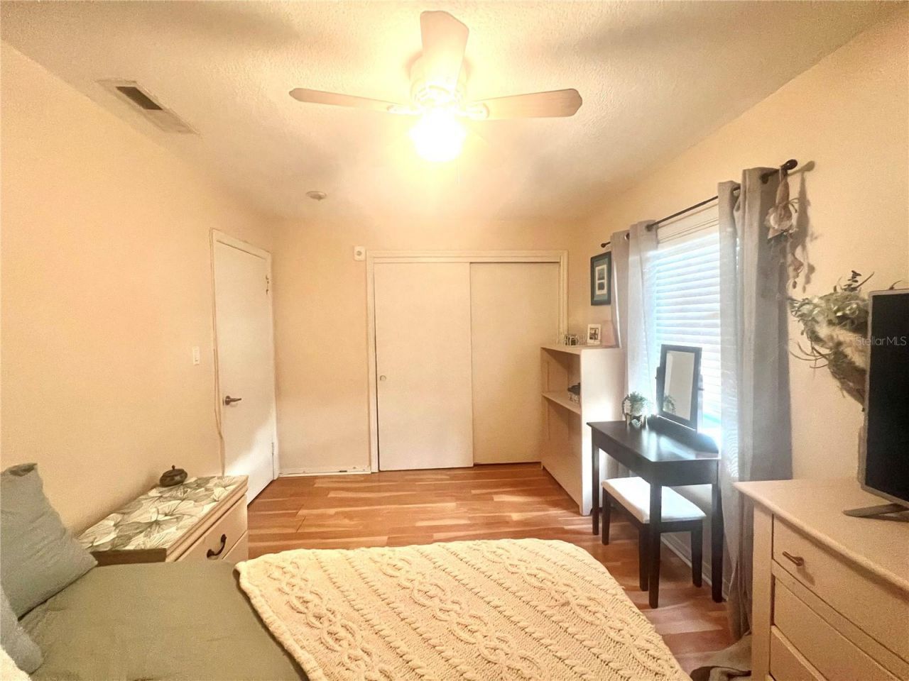 5020 Beach Drive Se, Unit D, Saint Petersburg, FL 33705 Photo