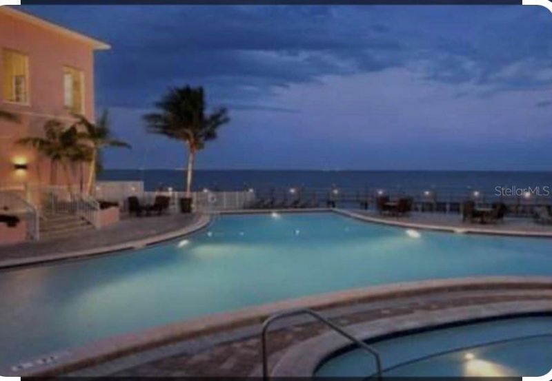 5020 Beach Drive Se, Unit D, Saint Petersburg, FL 33705 Photo