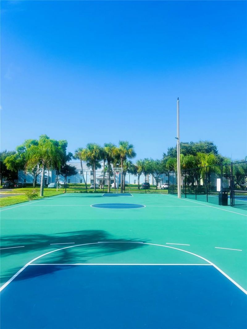 5020 Beach Drive Se, Unit D, Saint Petersburg, FL 33705 Photo