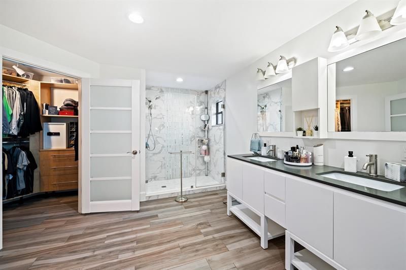 8340 NW 167th Ter, Miami Lakes, FL 33016 Photo