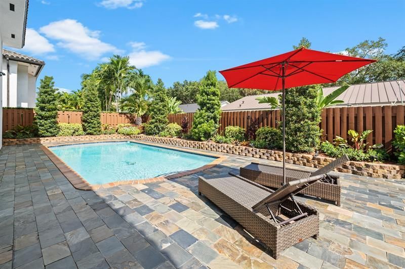 8340 NW 167th Ter, Miami Lakes, FL 33016 Photo