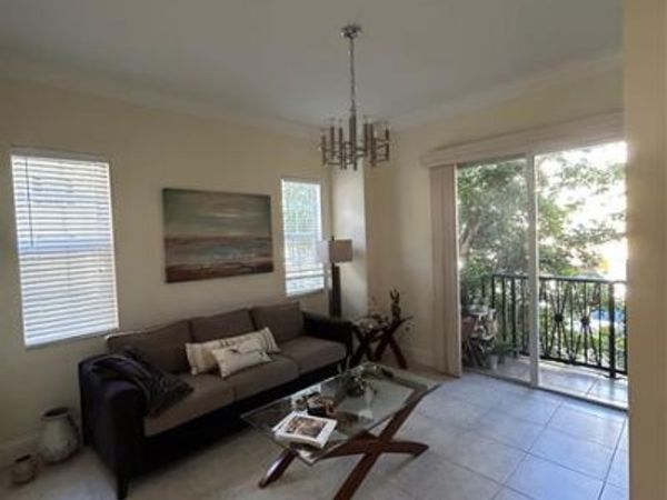 226 N Latitude Circle, Unit 205, Delray Beach, FL 33483
