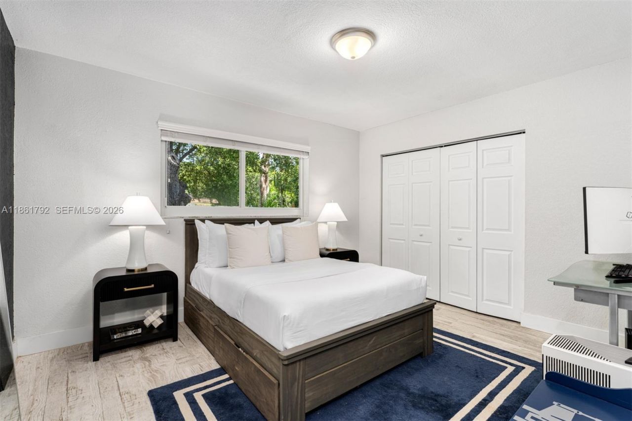 5940 SW 120th St, Pinecrest, FL 33156 Photo