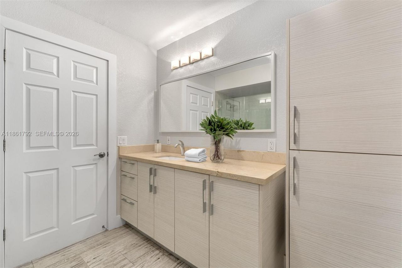 5940 SW 120th St, Pinecrest, FL 33156 Photo