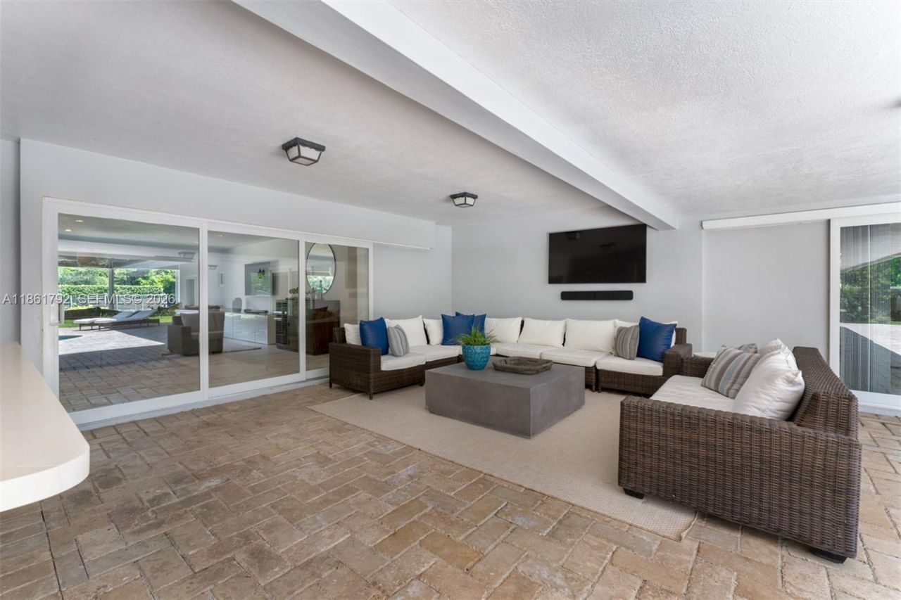 5940 SW 120th St, Pinecrest, FL 33156 Photo