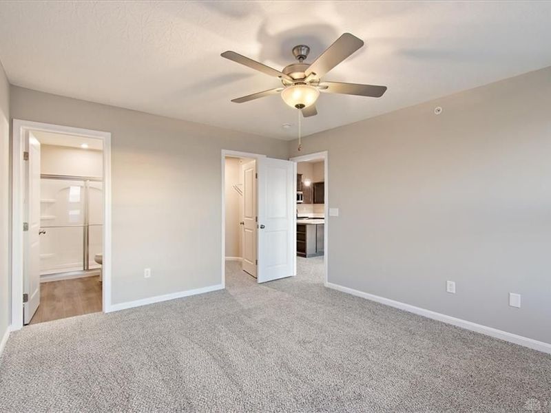 473 Bethpage Way, Unit 8-303, Turtlecreek Township, OH 45036 Photo 13