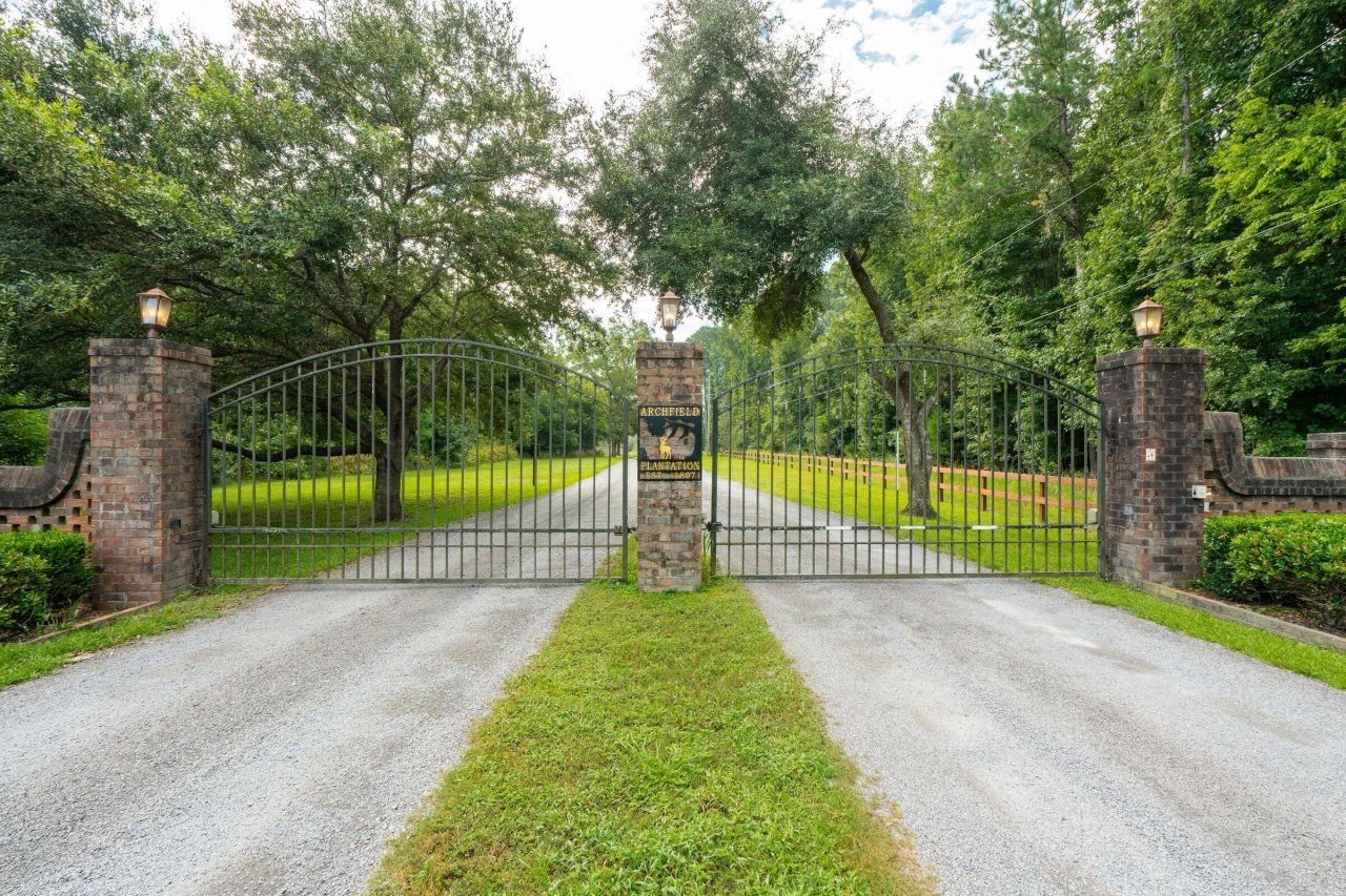 6412 China Back Lane Photo 5