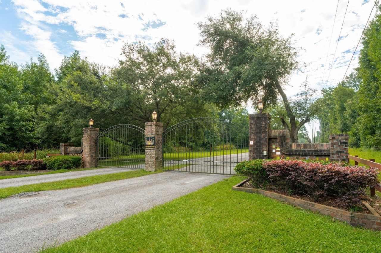 6412 China Back Lane Photo 52