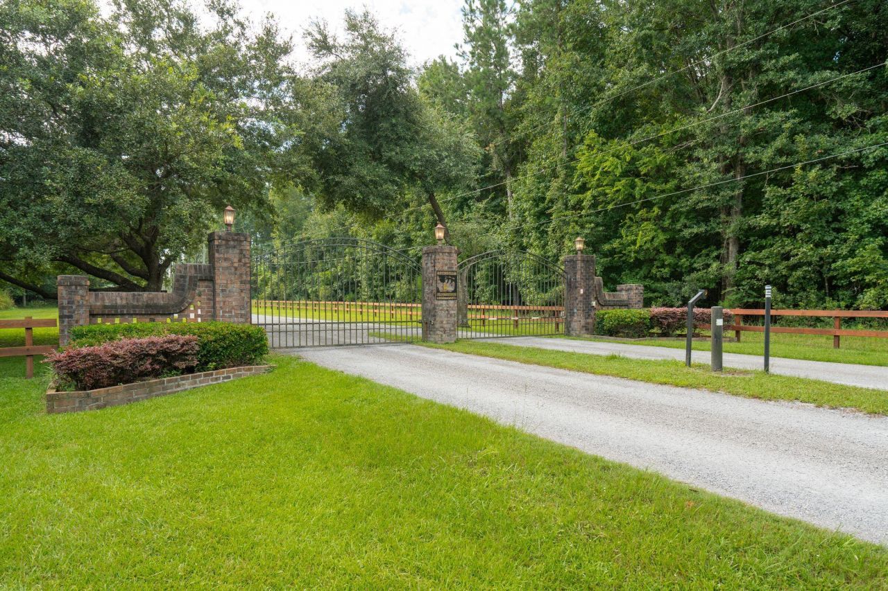 6412 China Back Lane Photo 53