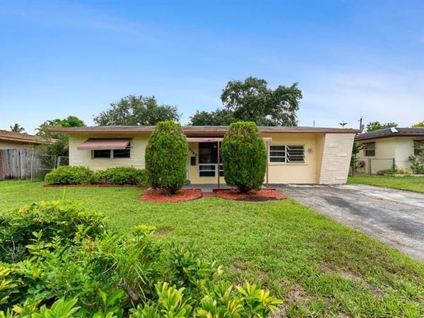 2140 N 57th Avenue, Hollywood, FL 33021