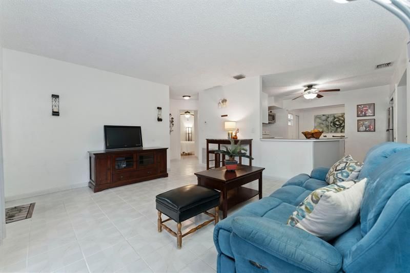 2140 N 57th Avenue, Hollywood, FL 33021 Photo