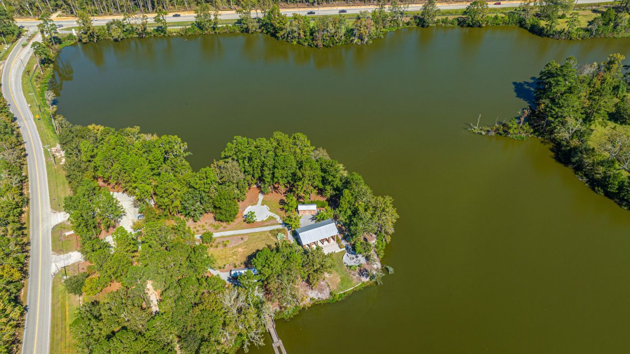 115 Swaying Palm Drive Photo 45