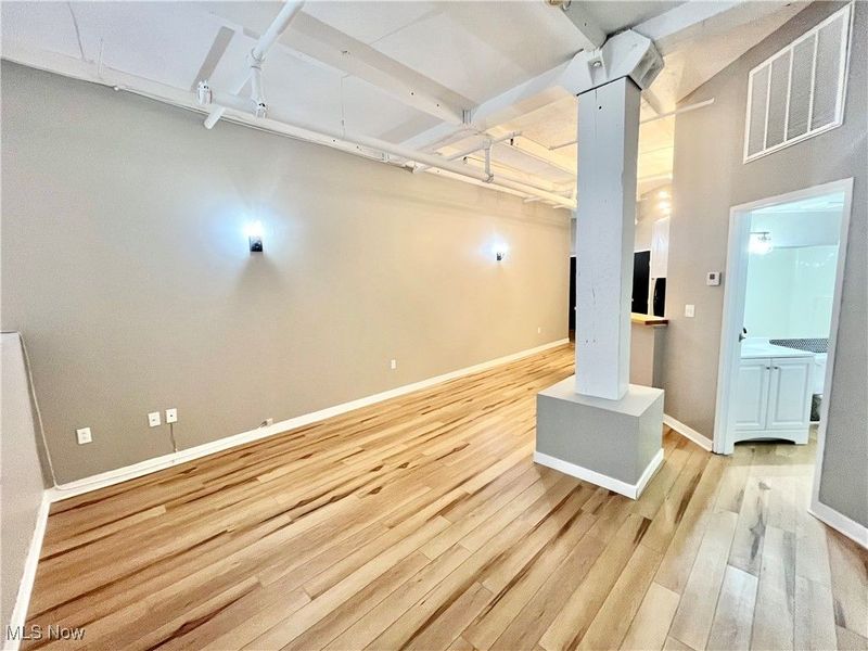 1133 W 9th Street, Unit 103, Cleveland, OH 44113 Photo 2