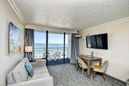 1105 S Ocean Blvd. photo 4