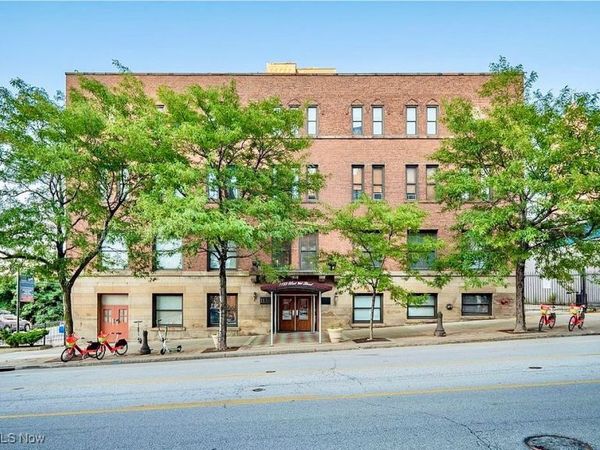 1133 W 9th Street, Unit 117, Cleveland, OH 44113