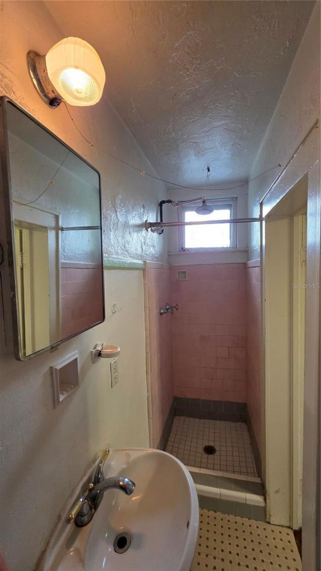 1317 NW 7th Avenue, Gainesville, FL 32603 Photo