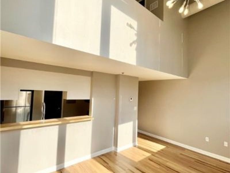 1133 W 9th Street, Unit 321, Cleveland, OH 44113 Photo 3