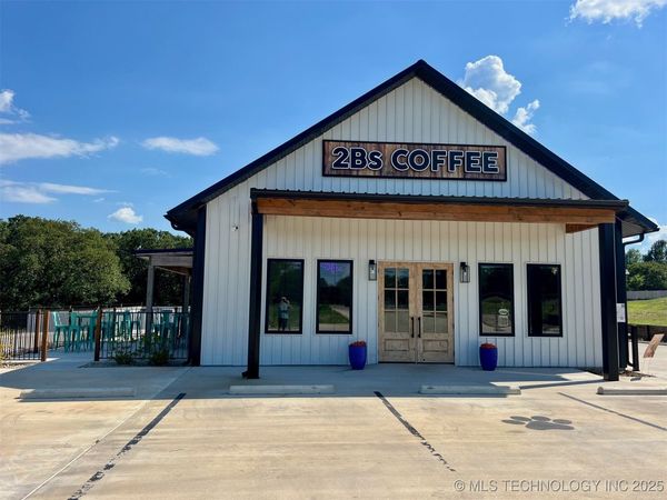 211 W Hwy 70, Madill, OK 73446