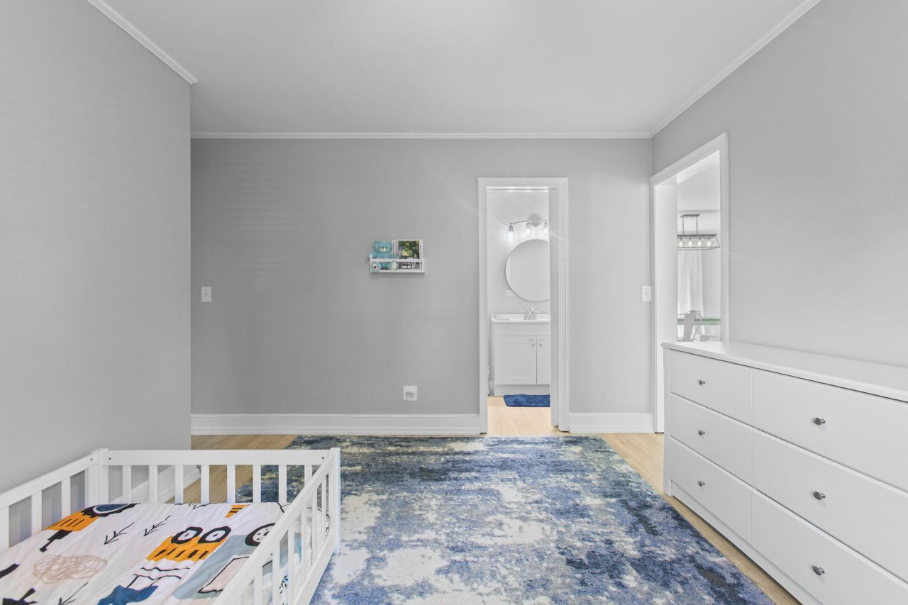 106 Goodwin Street Photo 19