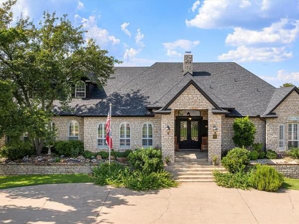 6410 Westover Drive, Granbury, TX 76049