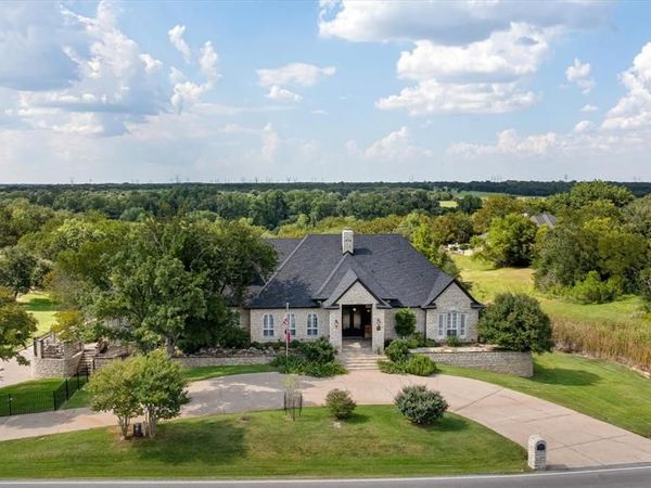 6410 Westover Drive, Granbury, TX 76049