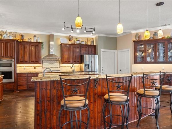 6410 Westover Drive, Granbury, TX 76049