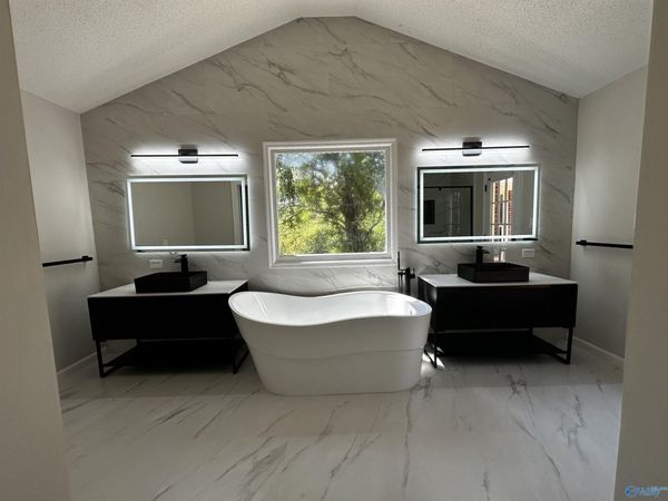 2339 Villaret Drive SW, Huntsville, AL 35803