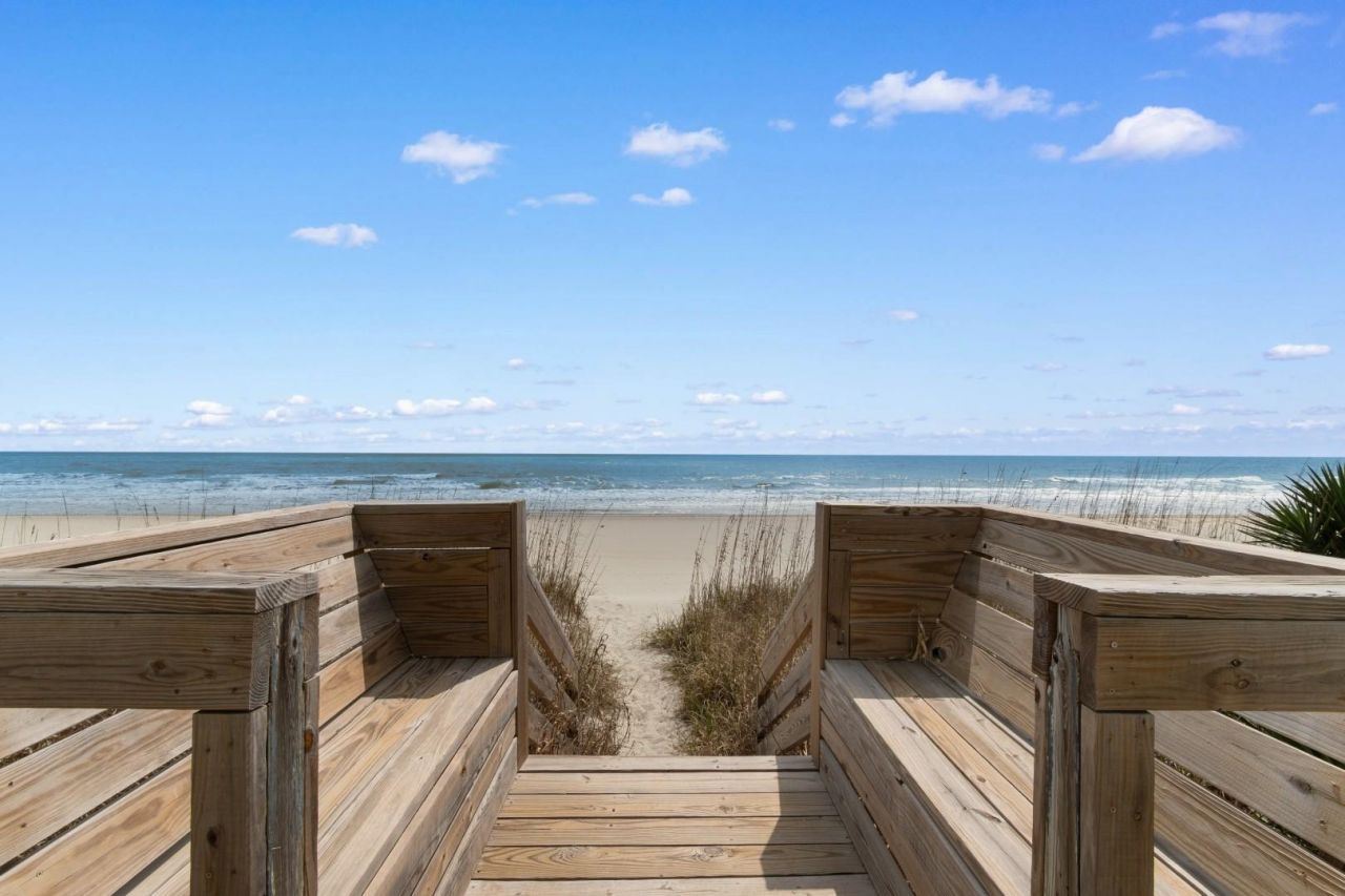 1011 S Ocean Blvd. Photo 33