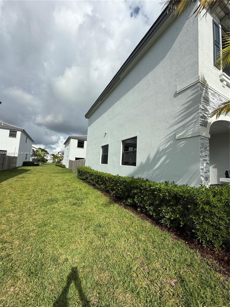 28532 SW 133rd Path, Homestead, FL 33033 Photo