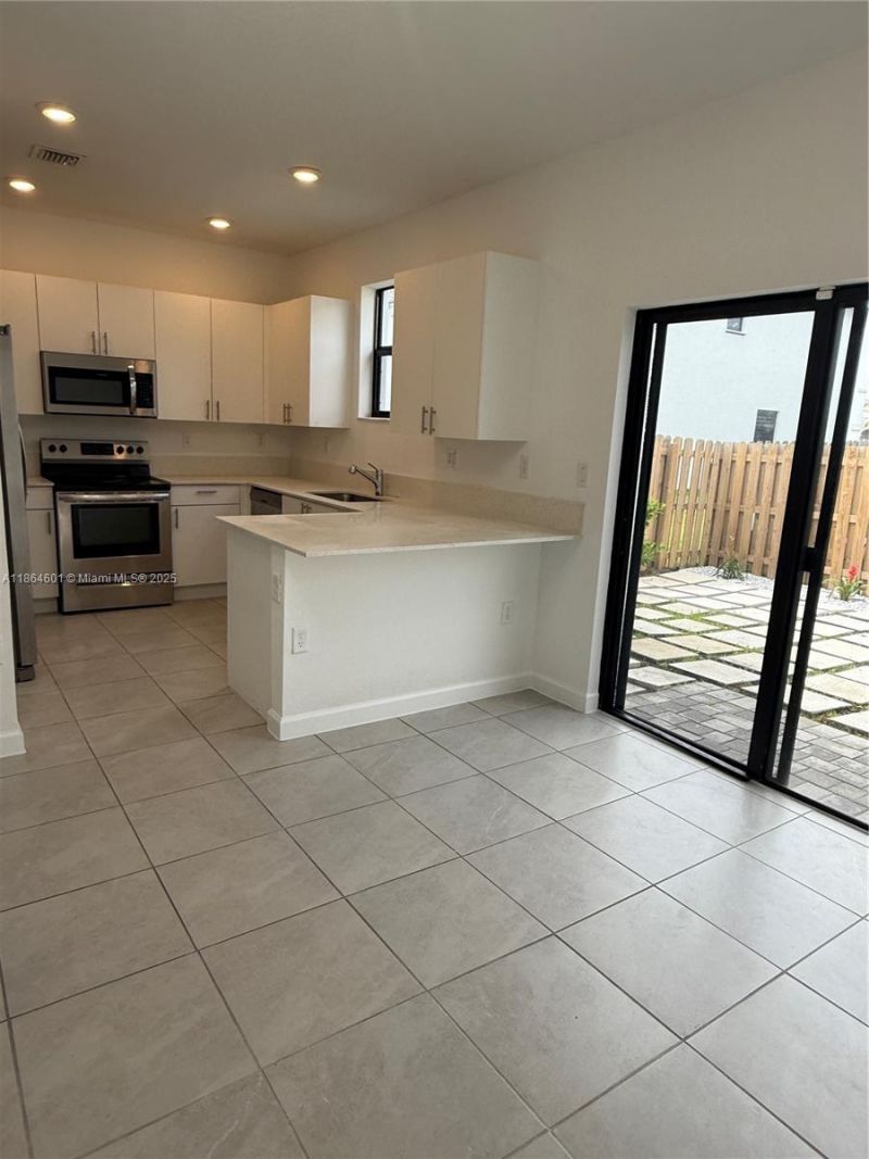 28532 SW 133rd Path, Homestead, FL 33033 Photo