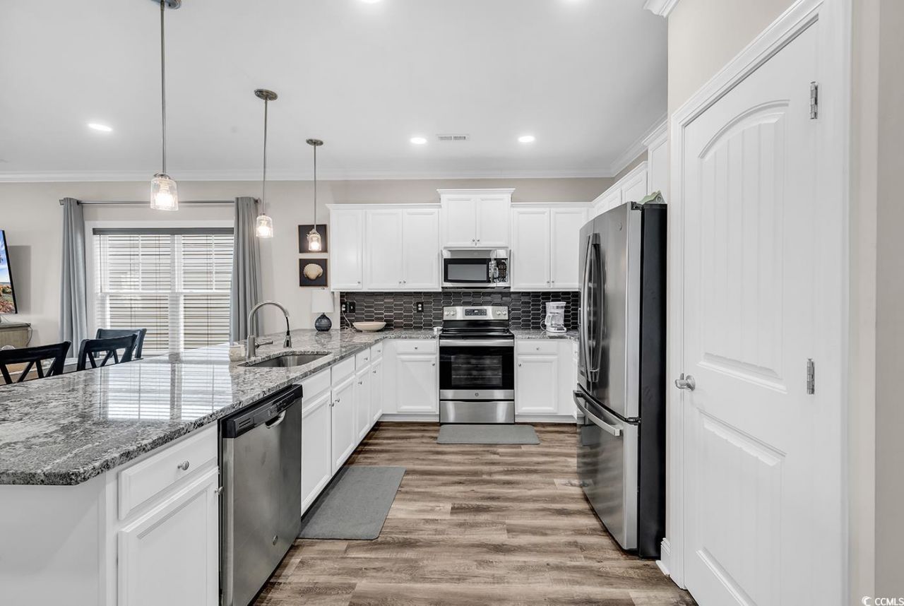 156 Garden City Retreat Dr. Photo 14