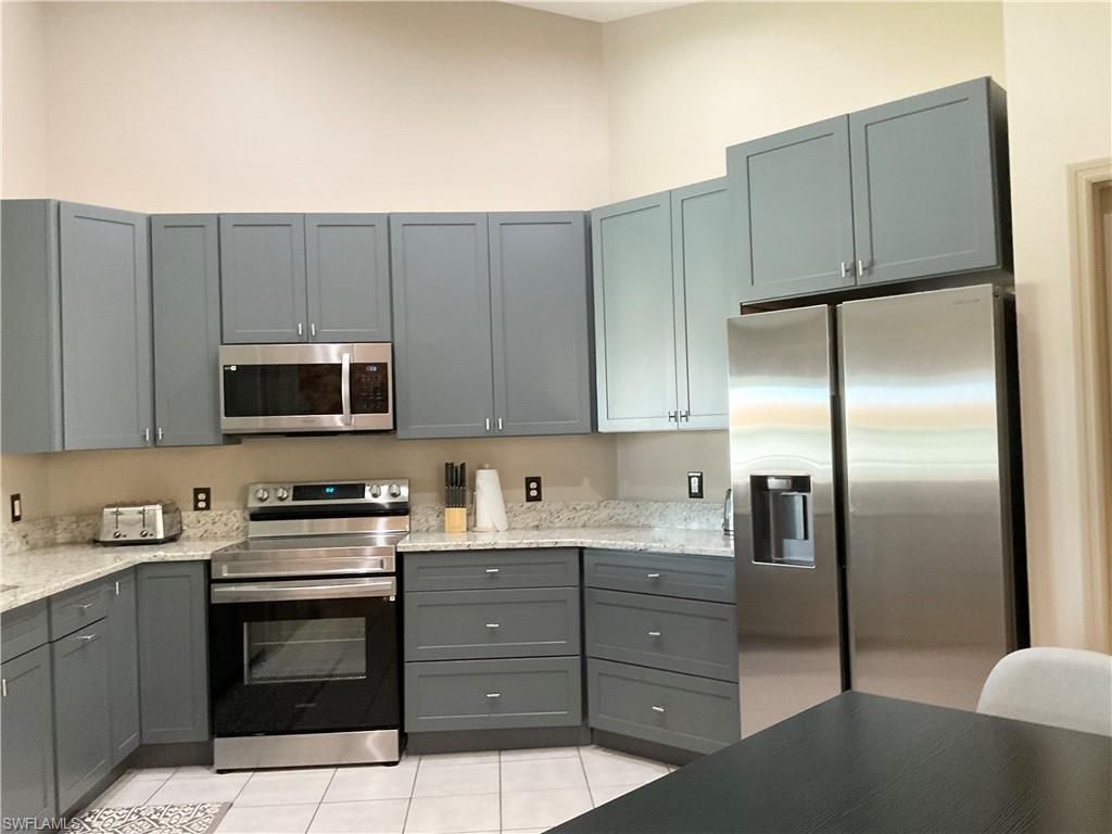 3060 Horizon Ln, Unit 1404, Naples, FL 34109 Photo