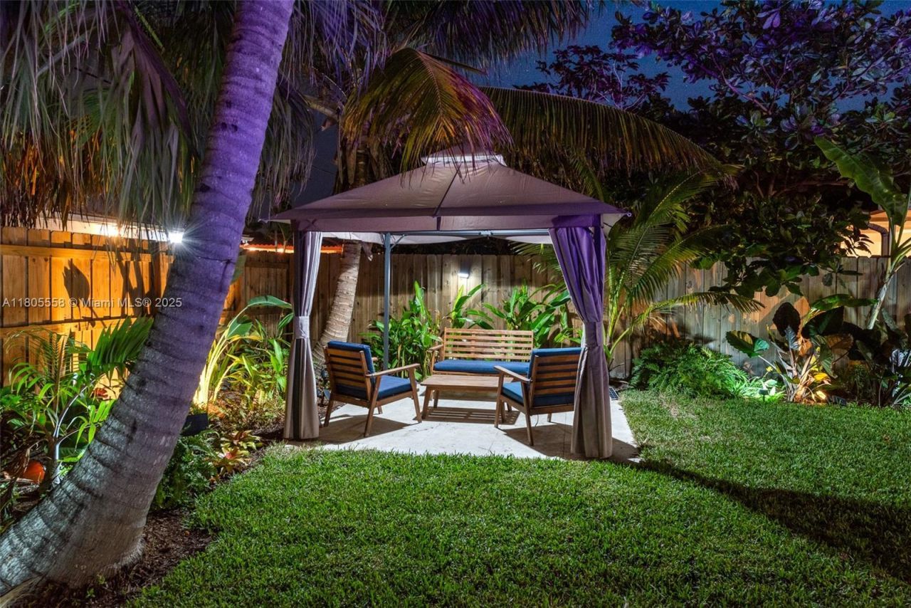 1025 Washington St, Hollywood, FL 33019 Photo