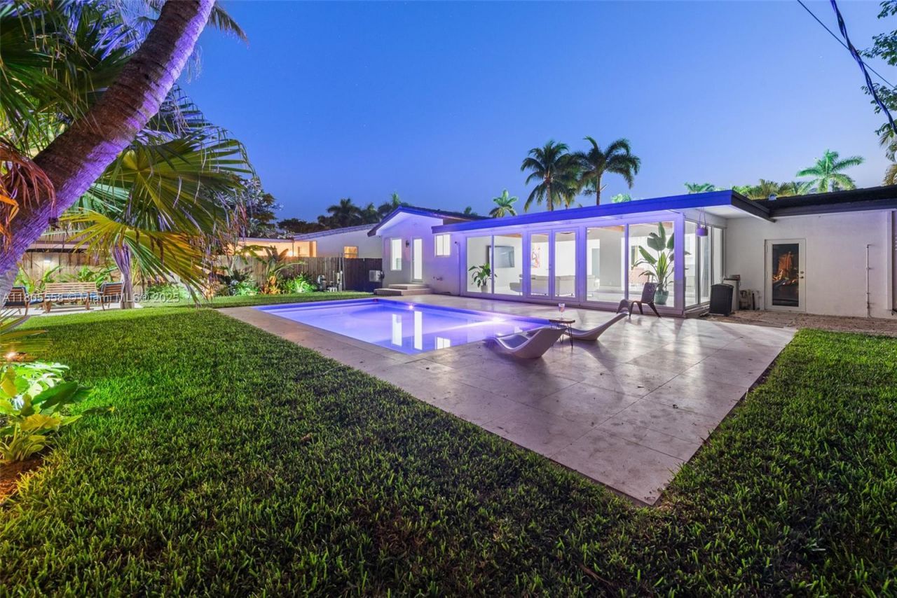 1025 Washington St, Hollywood, FL 33019 Photo