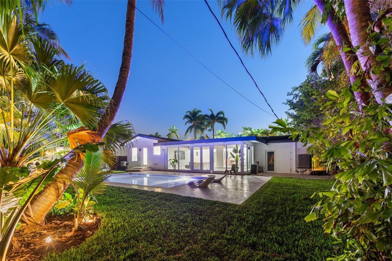 1025 Washington St, Hollywood, FL 33019 Photo