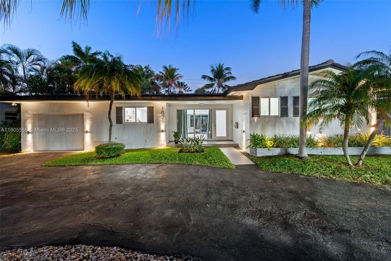 1025 Washington St, Hollywood, FL 33019 Photo