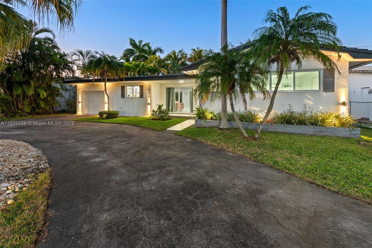 1025 Washington St, Hollywood, FL 33019 Photo