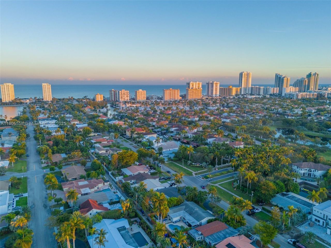 1025 Washington St, Hollywood, FL 33019 Photo