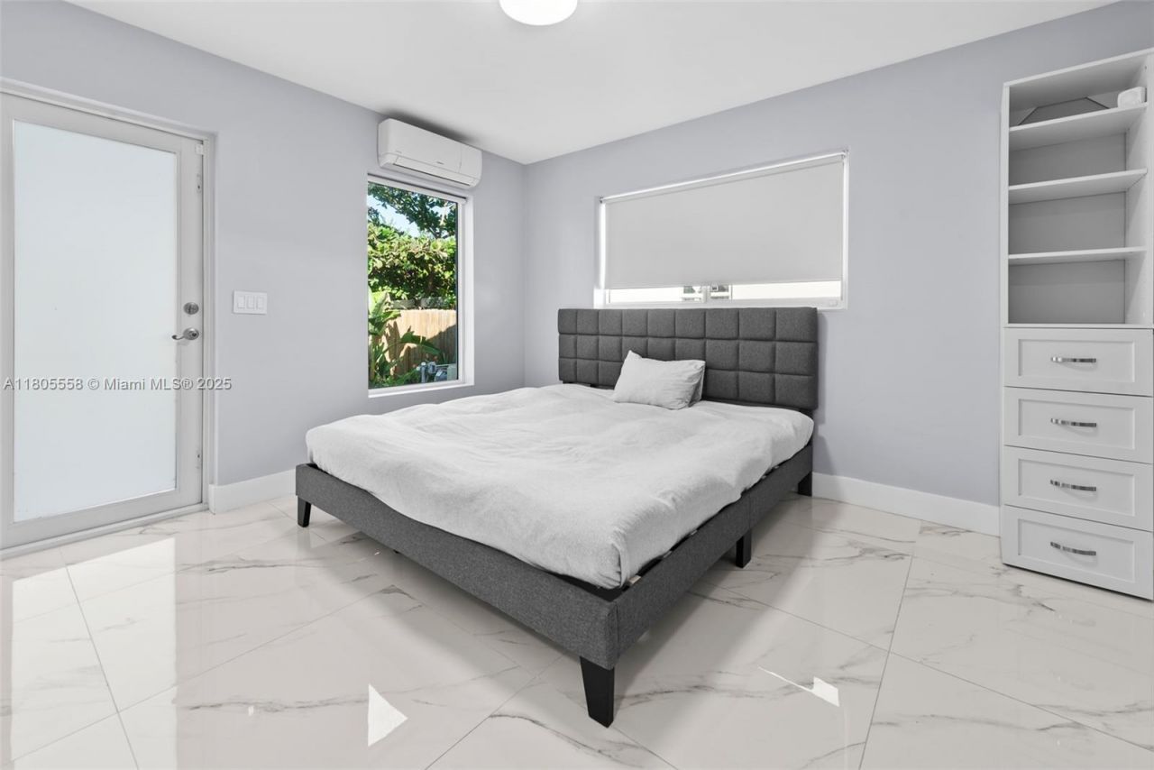 1025 Washington St, Hollywood, FL 33019 Photo