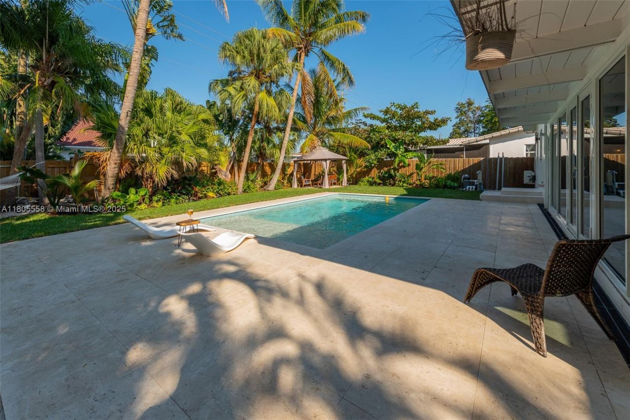 1025 Washington St, Hollywood, FL 33019 Photo