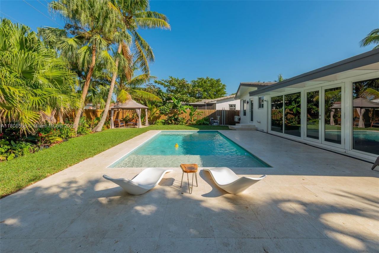 1025 Washington St, Hollywood, FL 33019 Photo