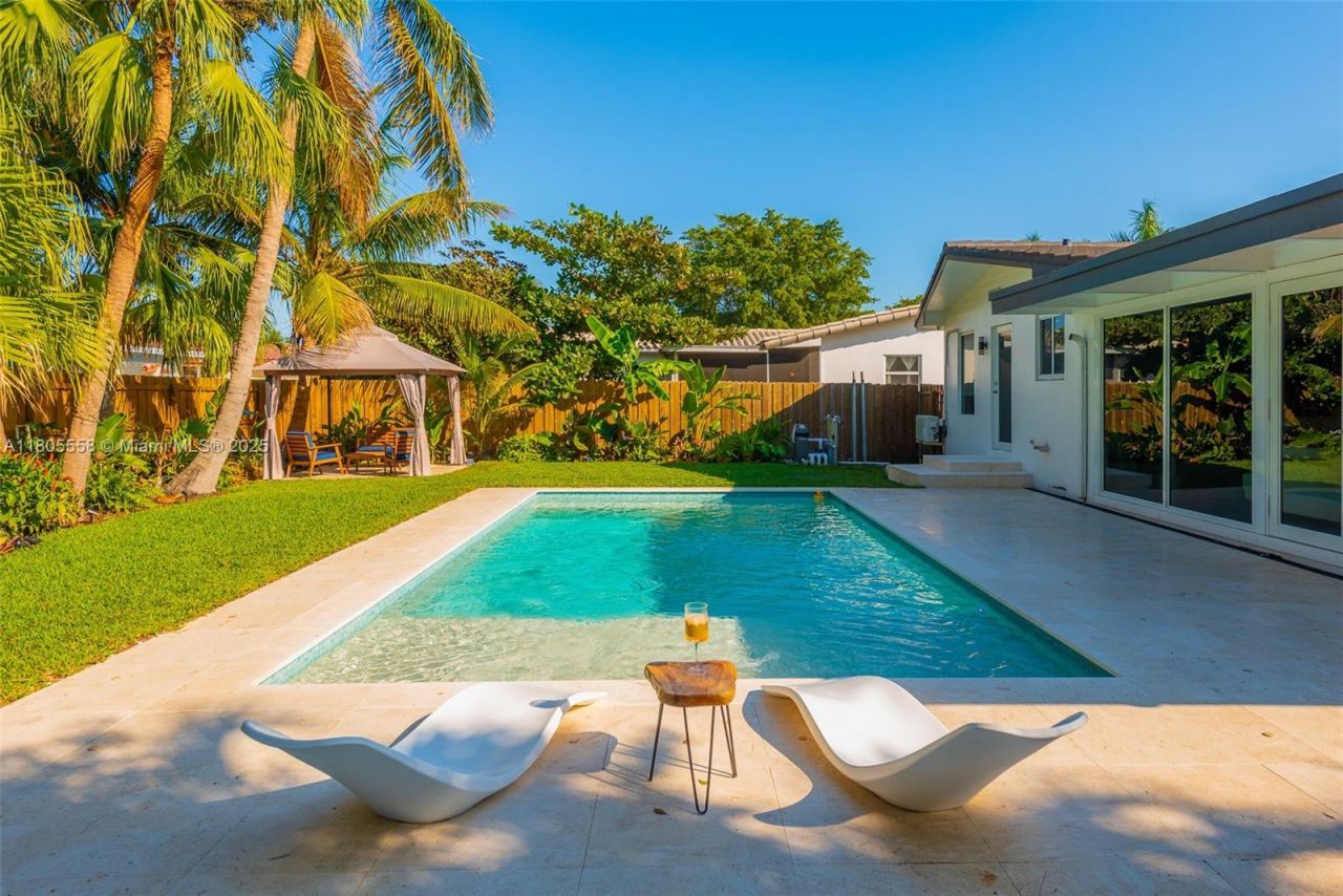 1025 Washington St, Hollywood, FL 33019 Photo