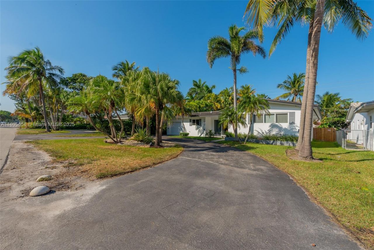 1025 Washington St, Hollywood, FL 33019 Photo